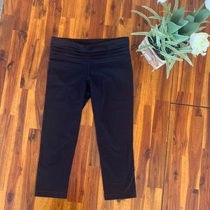 Under Armour cropped leggings